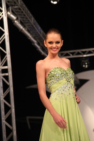 LIPS Summer Fashion Week